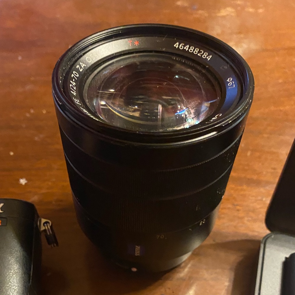 Sony Alfa 7r Camera w Lens